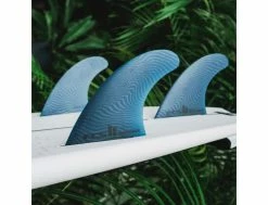 FCS II Performer Neo Glass Pacific Eco Blend Thruster - Medium -Side-Shore Soldes Magasin fcs ii performer neo glass pacific eco blend thruster medium fcs 5