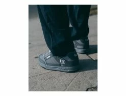 Globe Tilt Storm Grey Black -Side-Shore Soldes Magasin tilt storm grey black globe 3