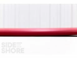 Wombat - Tint Red - 7'0 X 22 1/2" X 2 7/8" - 51.6 L - 2+1 - Us Box / Futures -Side-Shore Soldes Magasin wombat tint red 70 x 22 12 x 2 78 516 l 21 us box futures bear surfboards 9